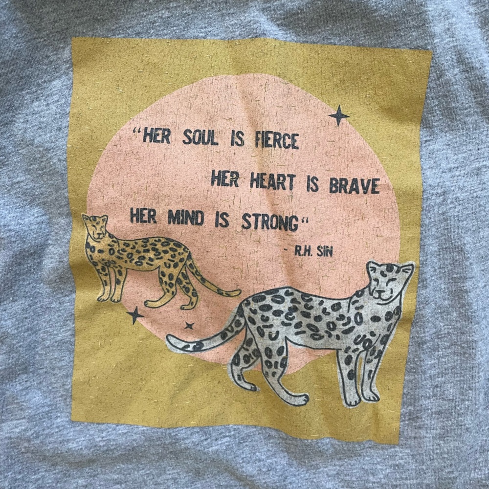 Inspirational Cheetah Tee - Picture 2 of 2